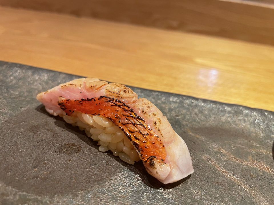 大船で味わうホルモン文化と多彩な食の街並みに息づく人情物語